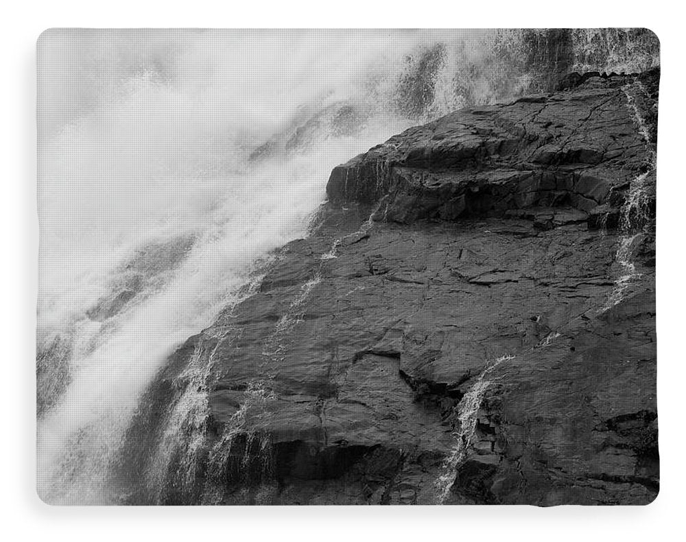 Rivulets in Gray - Blanket