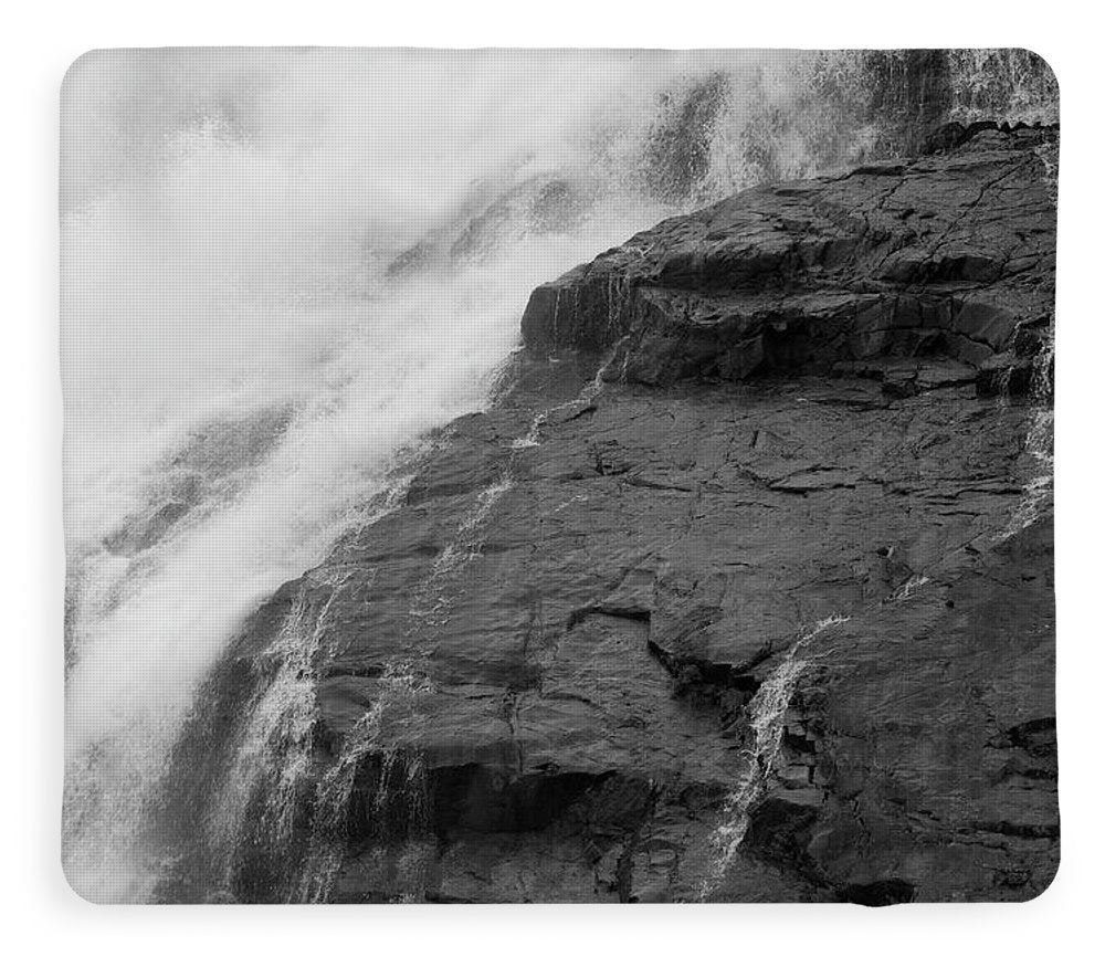 Rivulets in Gray - Blanket